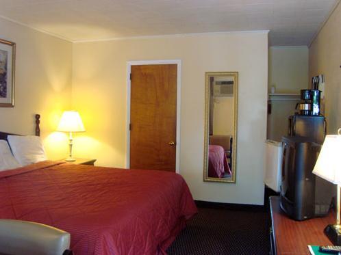 Budget Host Inn New Berlinville Camera foto